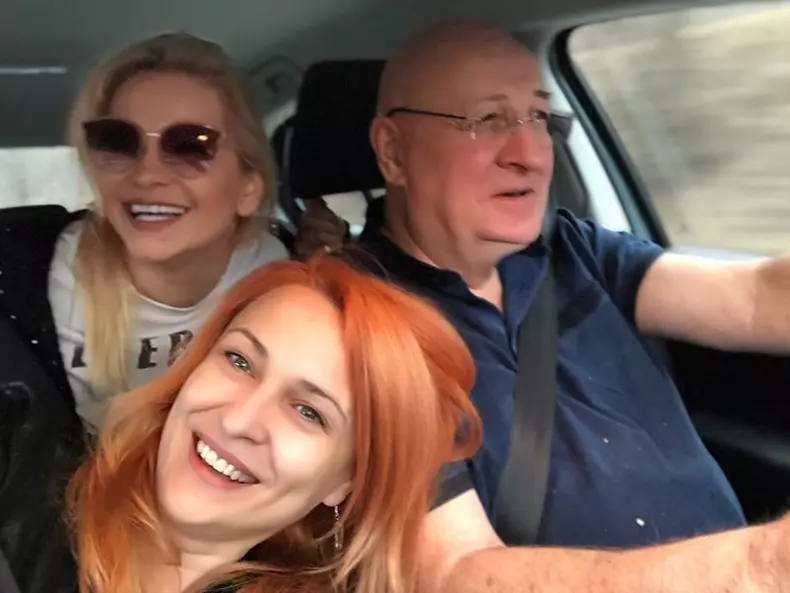 Iulia Dumitru, Paula Chirilă și Bebe Cotimanis