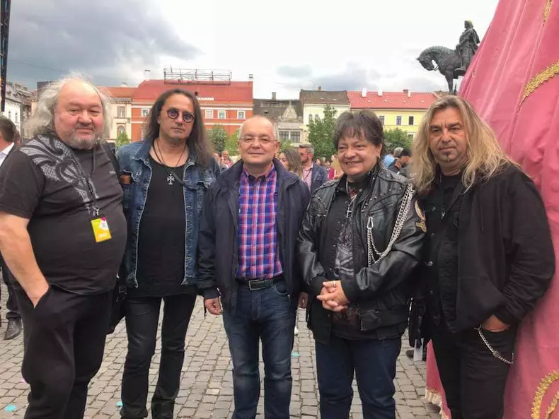 Leo Iorga si Compact