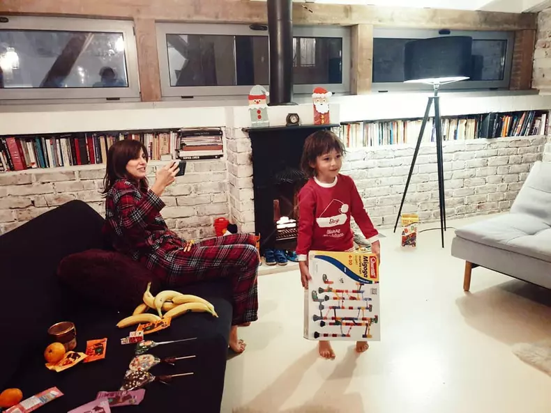 Moș-Nicolae-a-venit-la-Vlad-băiețelul-Danei-Rogoz