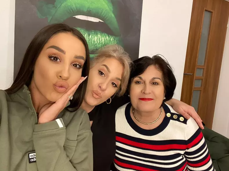 80417479_992255894489327_4249725673872031744_o