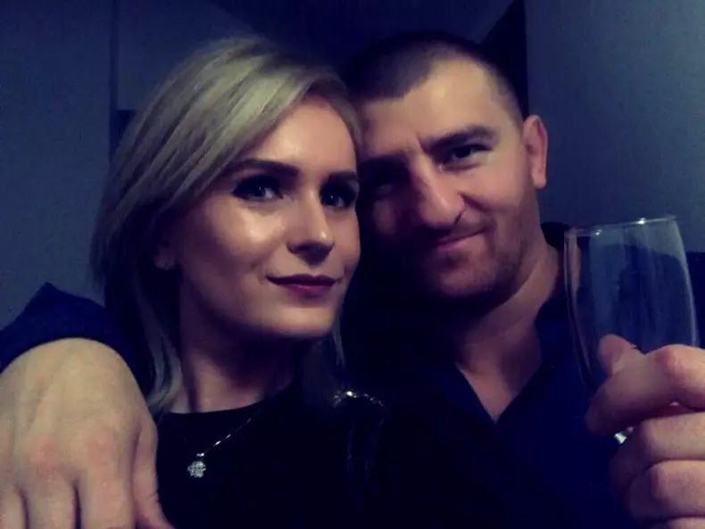 cat-de-frumoasa-este-sotia-lui-catalin-morosanu-luptatorul-a-cunoscut-o-pe-internet