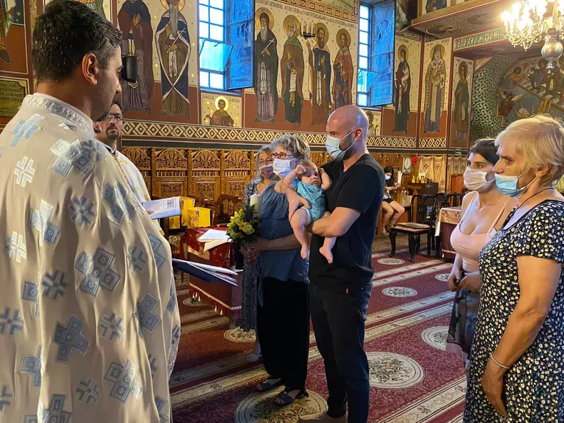 Mihai-Bendeac-a-botezat-copilul-unui-concurent-de-la-iUmor-1