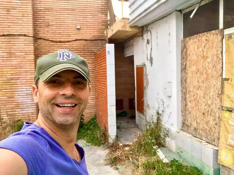 Cum-petrece-Dan-Negru-Revelionul-10