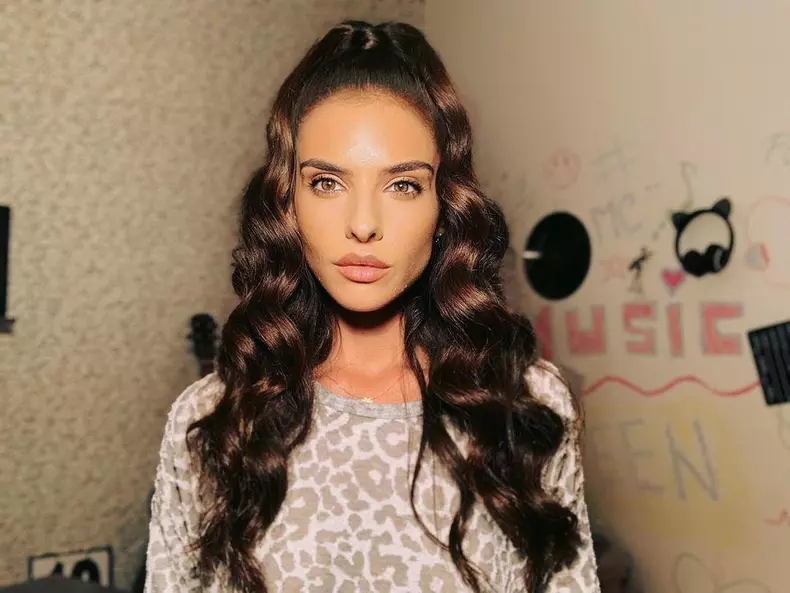 Melina Dumitru Survivor România (1)