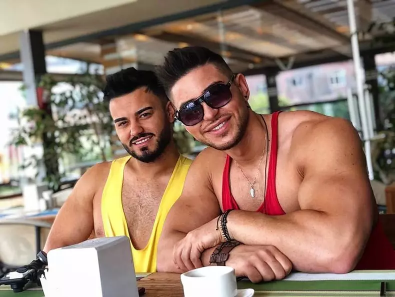 jador-bogdan-mocanu-heynewsro-1