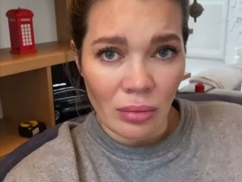 Gina Pistol a născut (2)