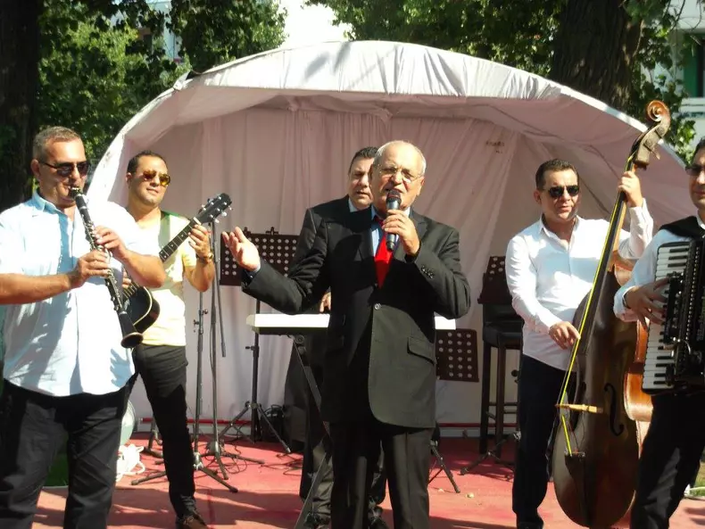 11249027_487129744782715_7206147339597243541_o-1