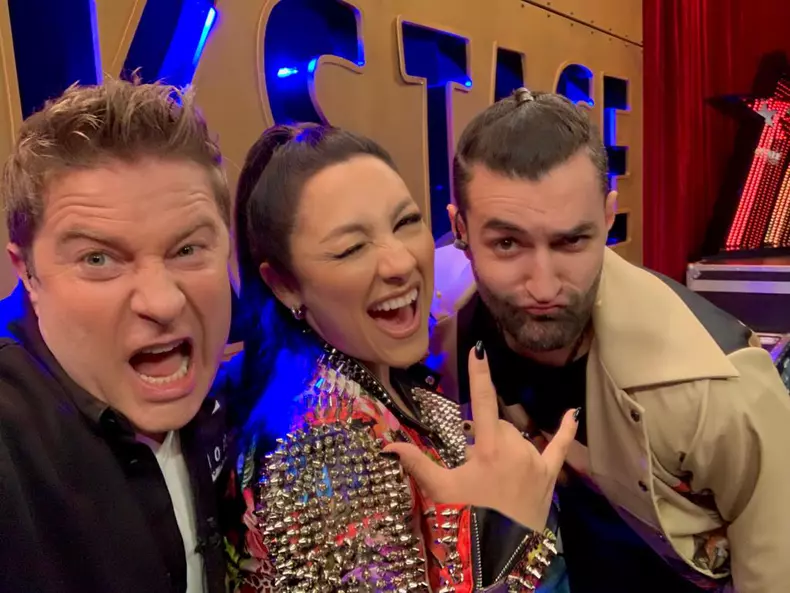 Smiley-Pavel-Bartos-2