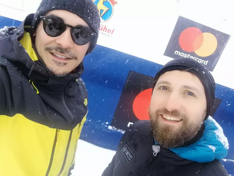 razvan-simion-va-deveni-tatic-3