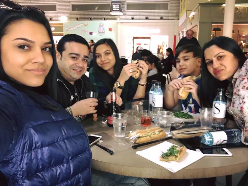 cine-este-cati-simionescu-sotia-lui-adrian-minune-8