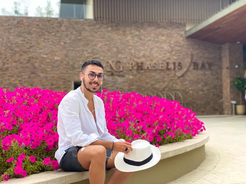 cine-este-armin-nicoara-cati-ani-are-4