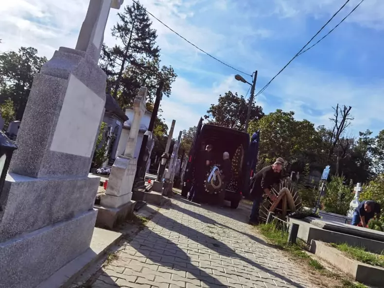 ion-caramitru-inmormantare-imagini-de-la-cimitir-9