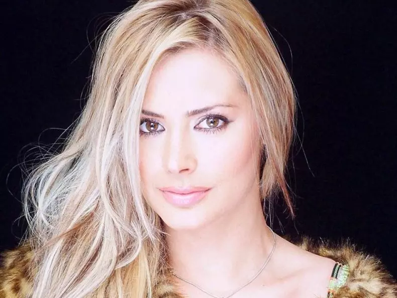 813461-1573553070-kitty-cepraga-a-revenit-in-romania-cum-arata-actrita-la-39-de-ani