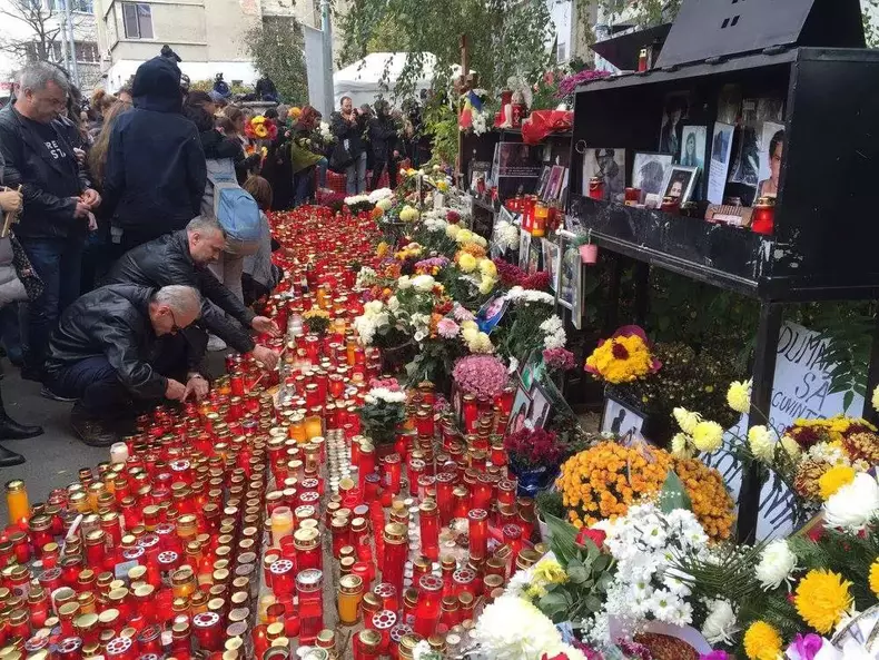 Premiera-documentarului-Colectiv-3-1