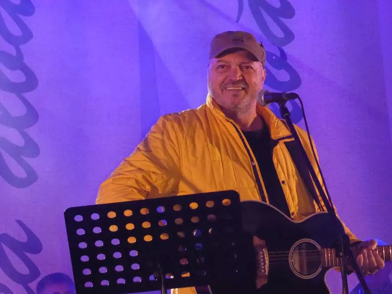 22051014_10155823105507940_4176977149013661040_o-4