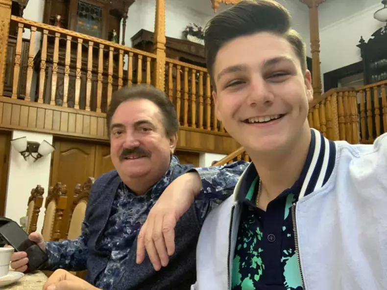 Alin si Petrica mitu Stoian