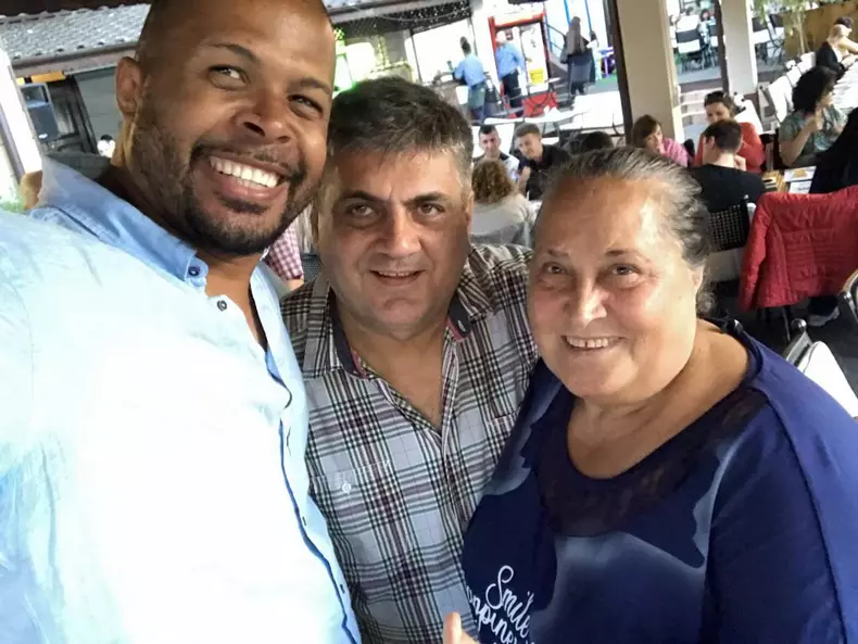 Cabral si mama sa, Argentina