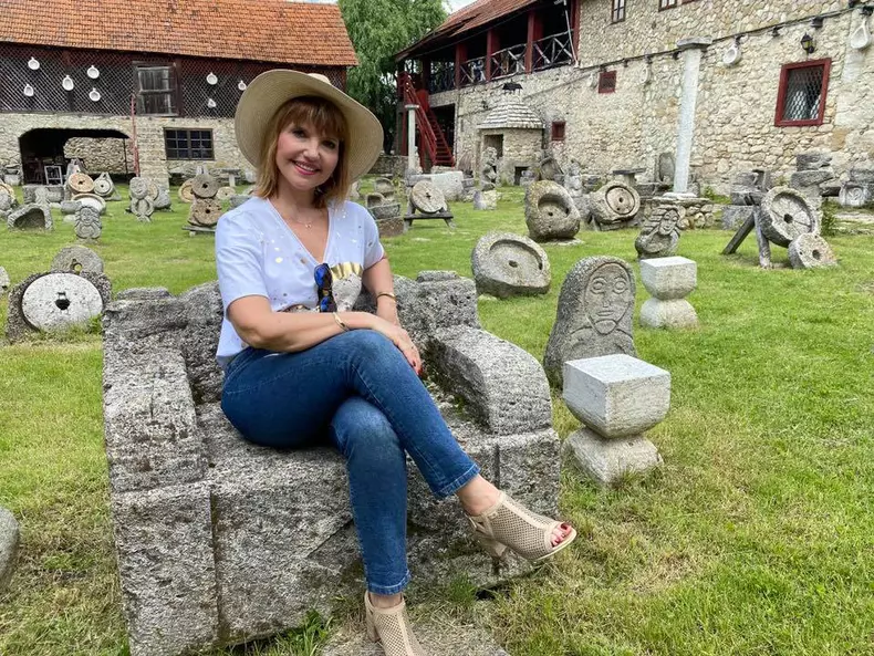 Marina-Almasan-COVID-19-7