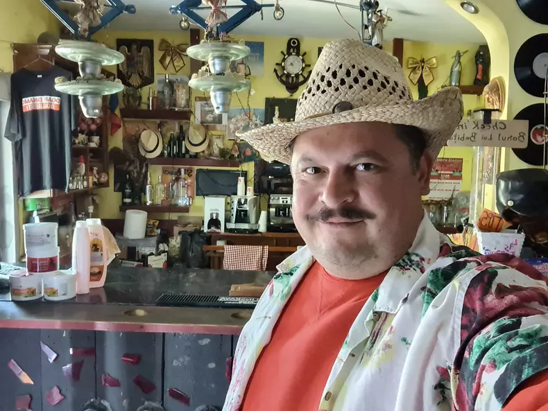 mihai-bobonete-gelos-4