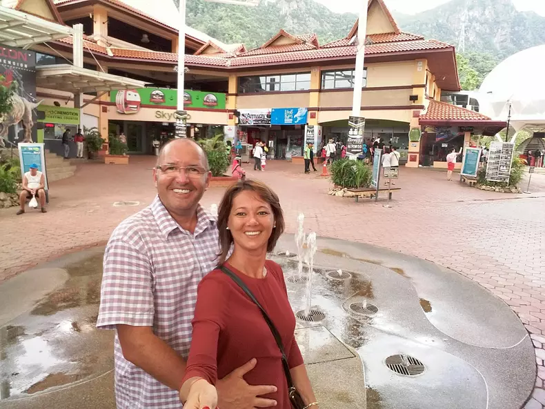 panescu si familia sa