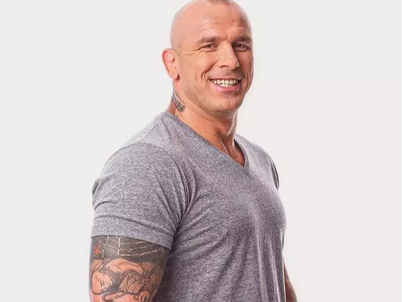 catalin-zmarandescu-survivor-crop-1640345093