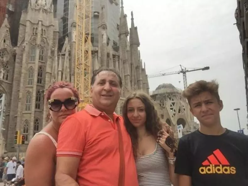 familia lui vali vijelie