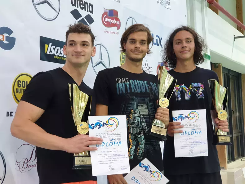 71672187_716974148770343_3551178526264655872_n