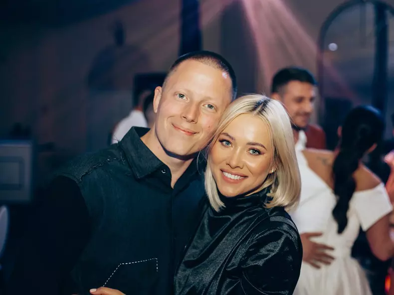 Bubu si Elena si=au unit destinele