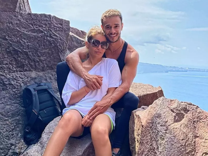 dima-trofim-iubita-crop-1650022126