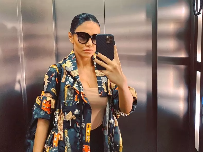 emisiunea-trairi-alaturi-de-andreea-mantea-crop-1640353721