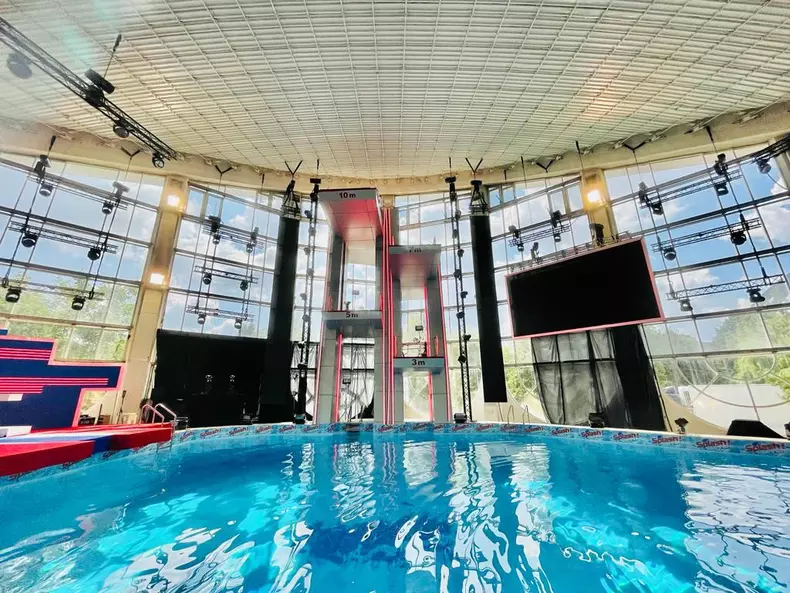 splash-vedete-la-apa-5-1