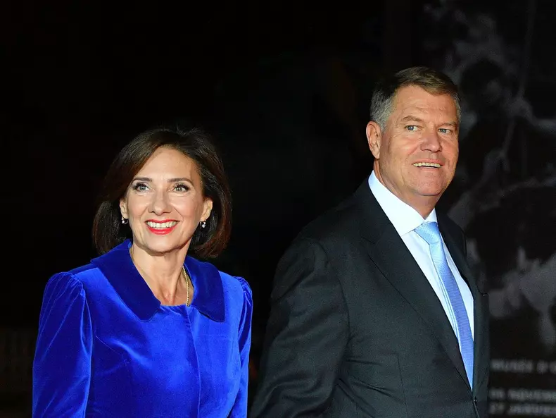 carmen iohannis tinuta