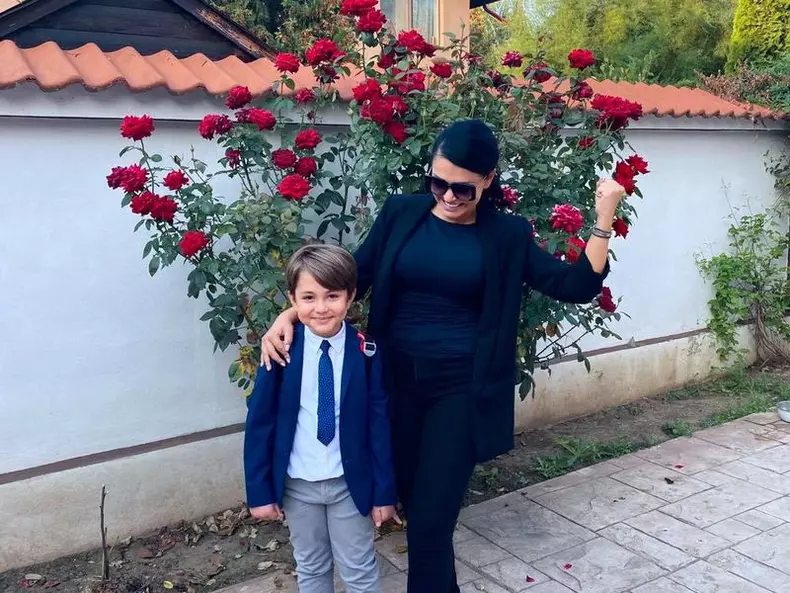 mantea-crop-1631775227