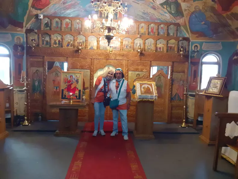 dorina-si-marian-la-biserica