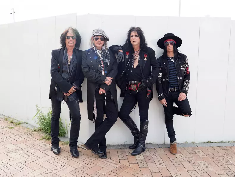 hollywood vampires revine in romania