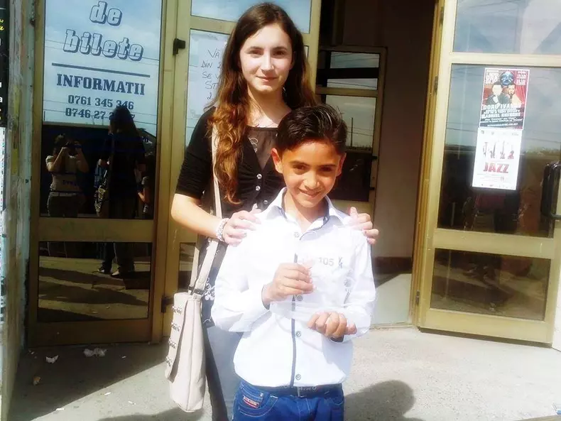 castigatorul-vocea-romaniei-iulian-nunuca-copilarie-1