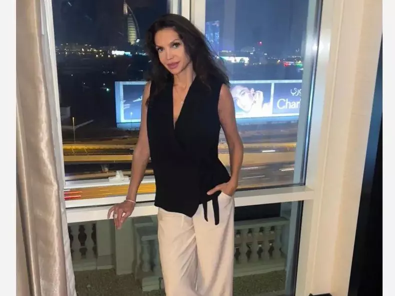 cristina se casatoreste