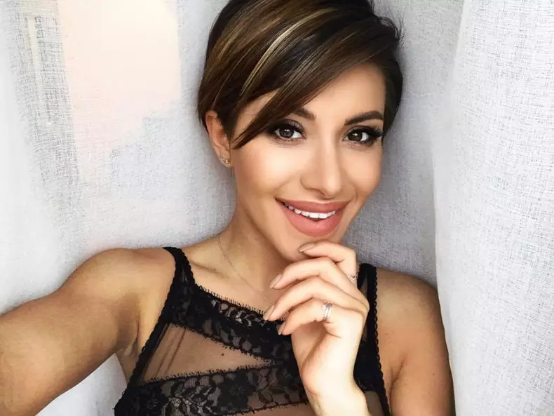 246_nicoleta_nuca1
