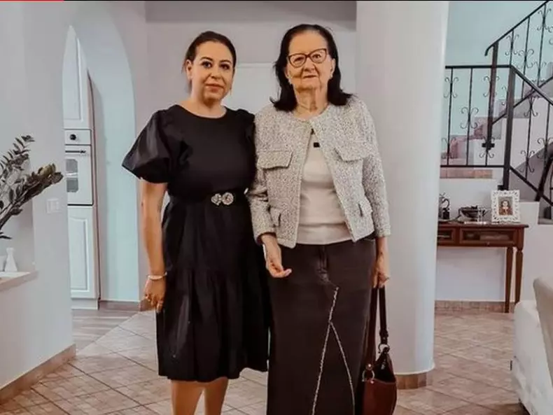 oana-si-mioara-roman