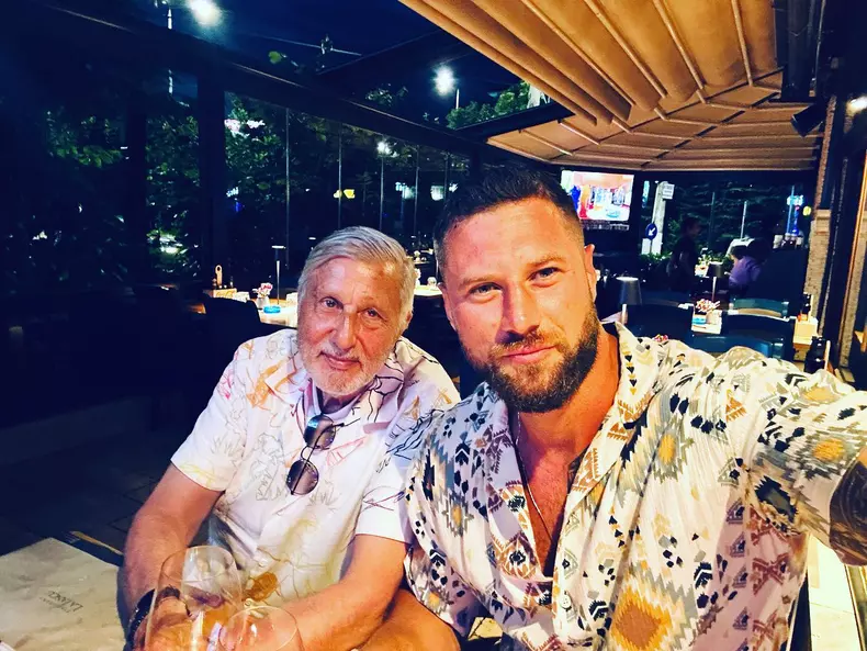 tomita insula iubirii