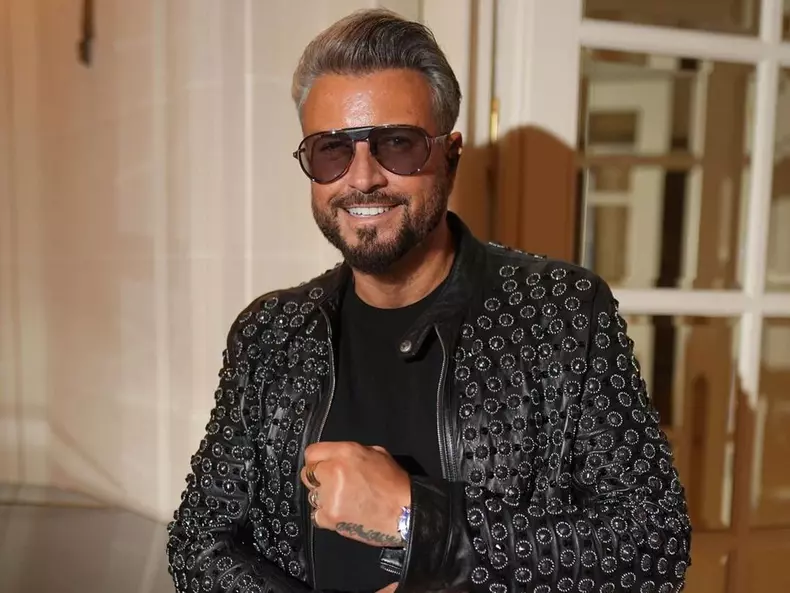 catalin botezatu bani