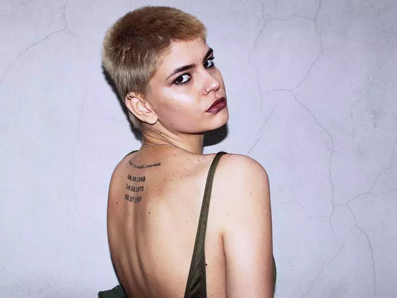 laura giurcanu par scurt
