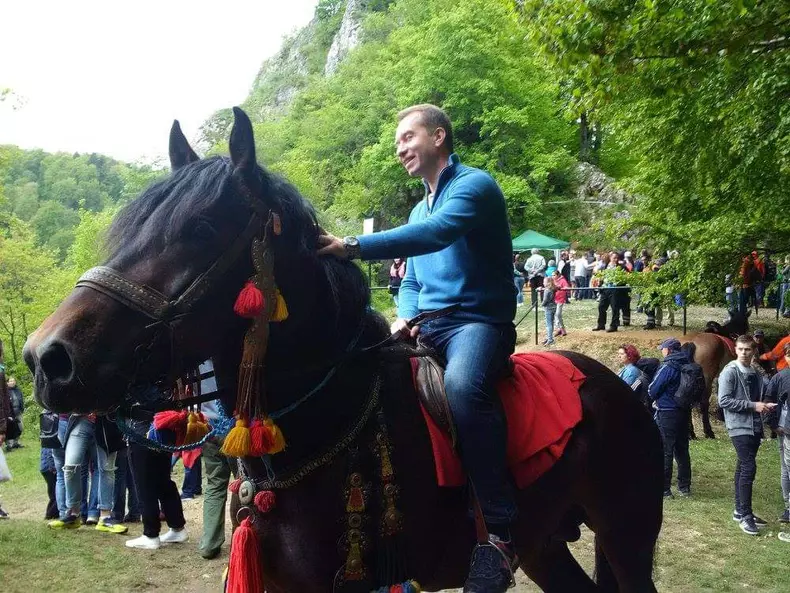 fb_img_1699971817985