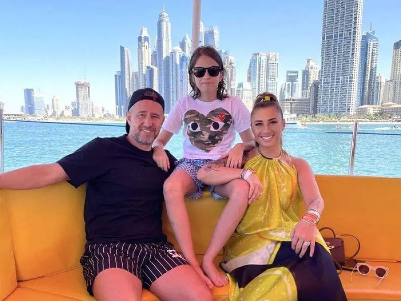 anamaria-prodan-laurentiu-reghecampf-si-bebeto-1