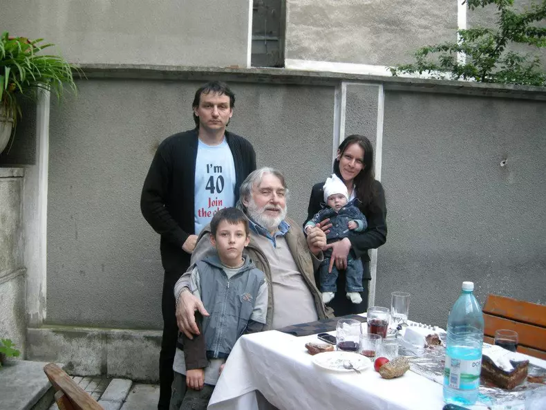 adrian-paunescu-cu-andrei-si-nepotii