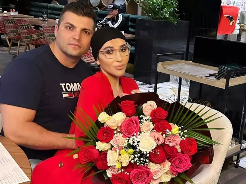 dana roba 33