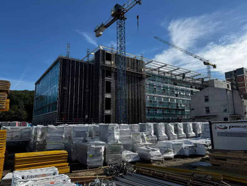 573094707_808906388775789_3998133850969875889_n