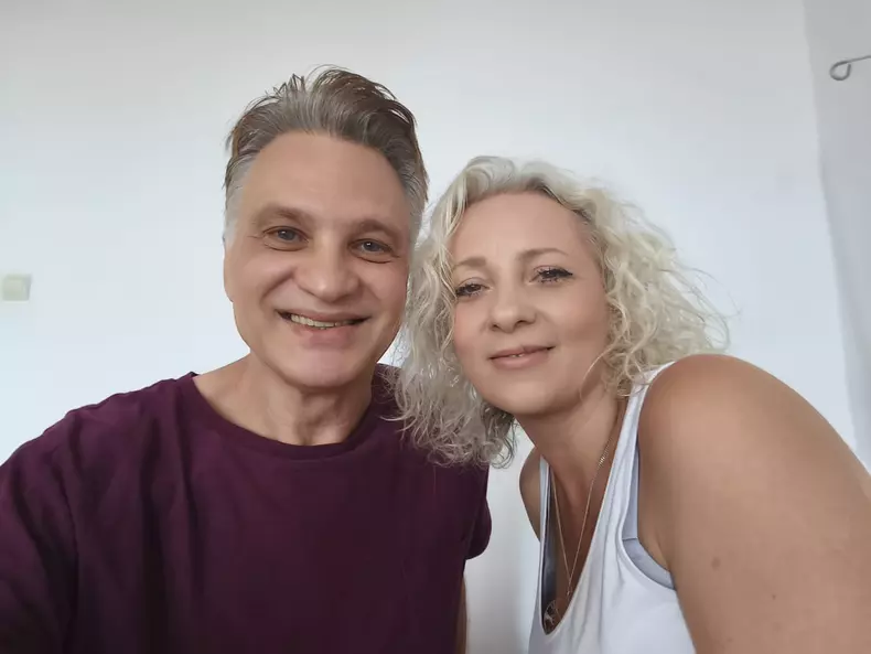 mihai onila si laura onila-foto inainte de iesirea din spital