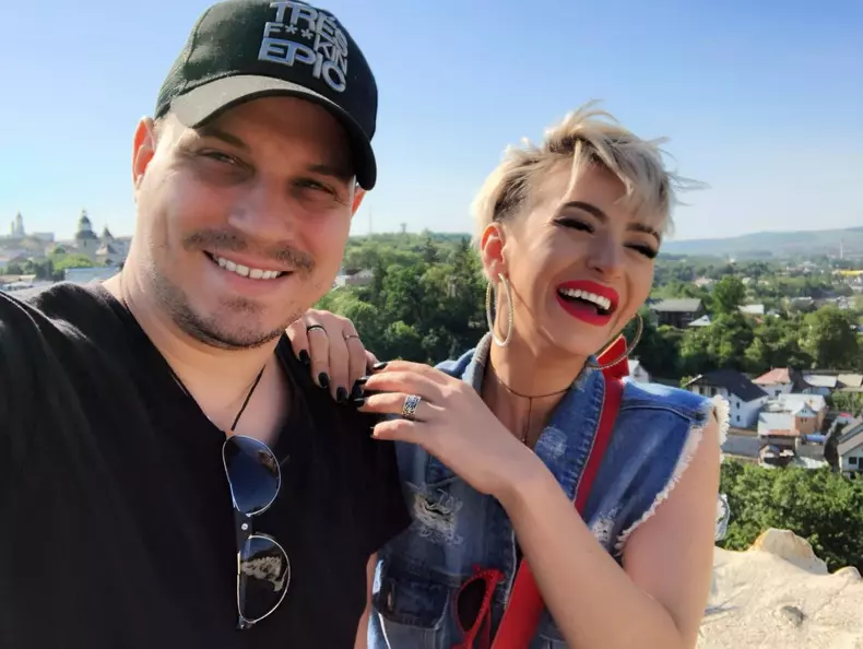 giulia-anghelescu-si-sotul