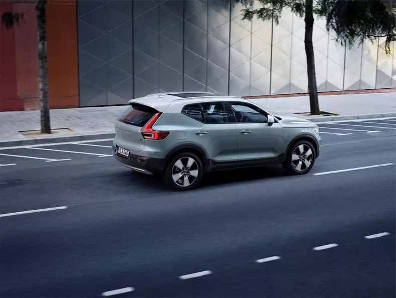 New Volvo XC40 – exterior